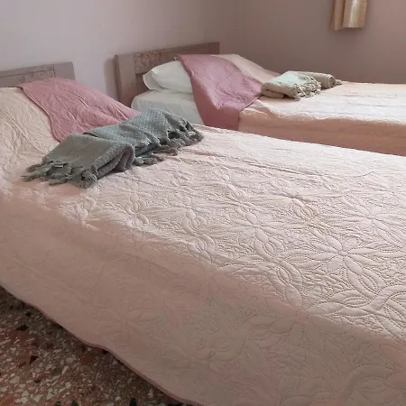 Naxos Crafts' House * Naxos City