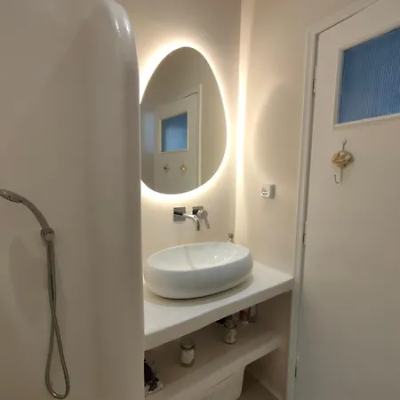 Naxos Crafts' House * Naxos City